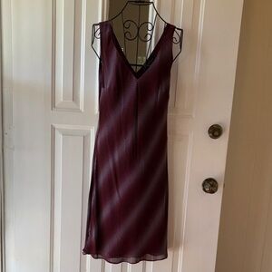 Jaloux Burgundy Sleeveless V-Neck Flowy Maxi Dress Size Medium